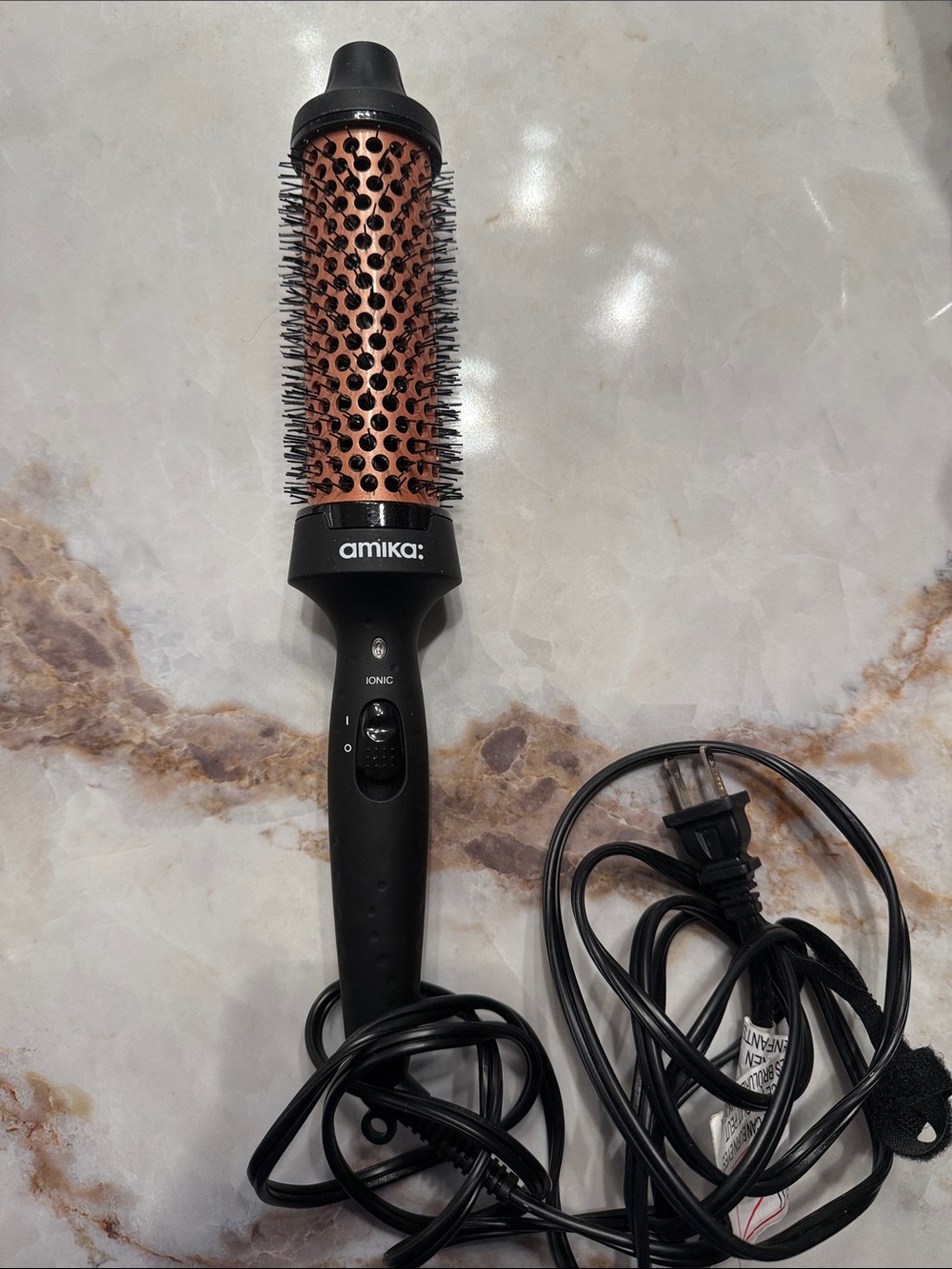 amika Blowout babe Thermal Round Brush